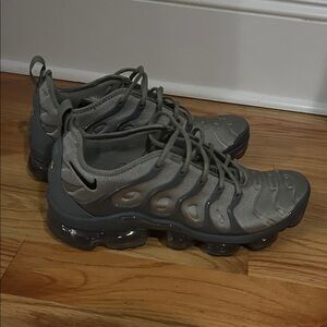 Men’s Nike Air VaporMax Plus. Size 11.5. Dark stucco (light army green)